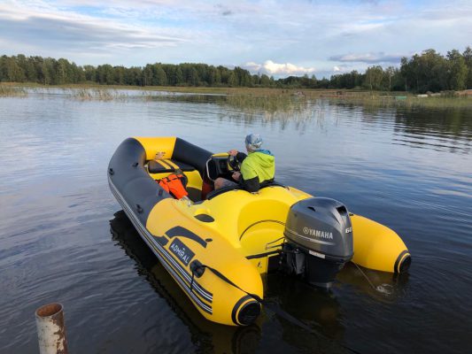 Лодка Риб Адмирал  470 с консолью