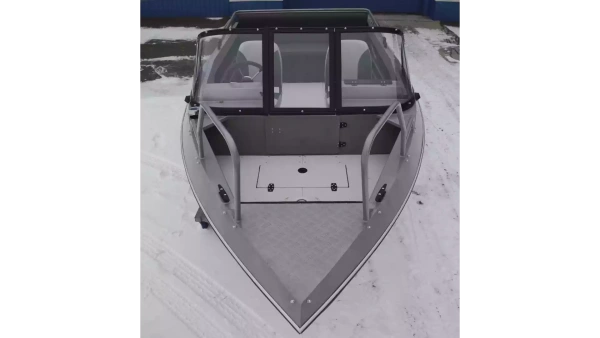 Катер Neman-550 DC