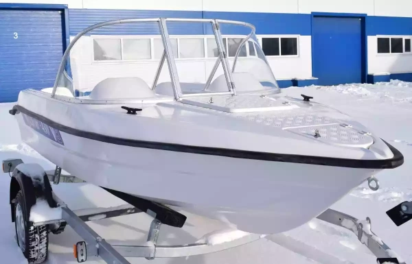 Катер Wyatboat-430 М (килевая)