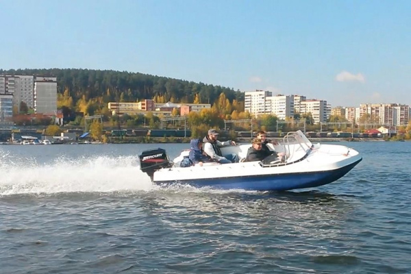 Катер Легант-430 Авто