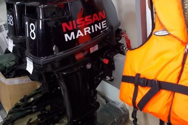 Лодочный мотор Nissan Marine NM18 E2