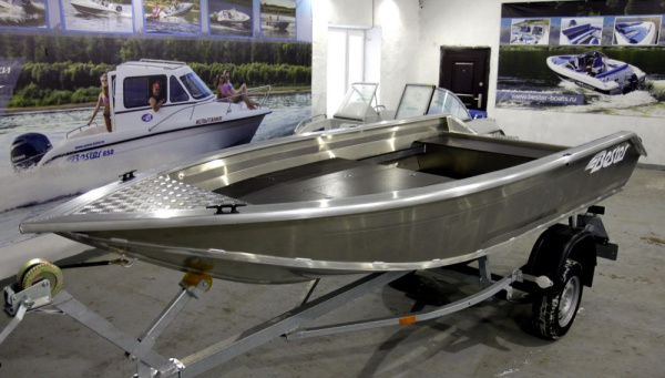 Алюминиевая лодка Bester - 450
