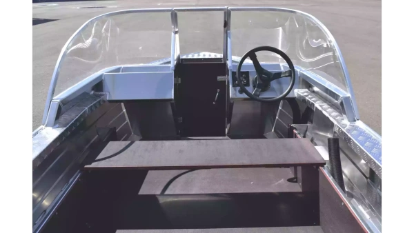 Катер Wyatboat-390 DCM