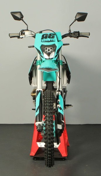 Avantis A6 Lux (174 MN) с ПТС