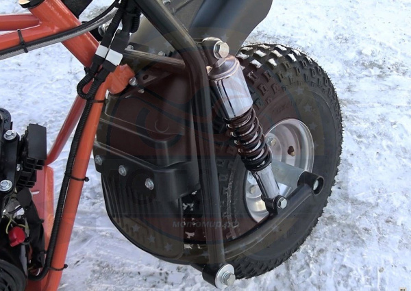 Мотоцикл СКАУТ САФАРИ 3L-8 BIGFOOT (ФАРА, ПЕРЕД И ЗАД ПОДВ., 8,0 Л.С.,РУЧ. СТАРТ, ДИСКОВЫЙ ТОРМОЗ)