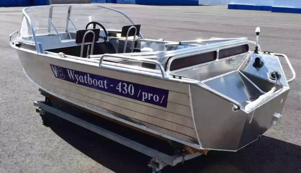 Катер Wyatboat-430PRO