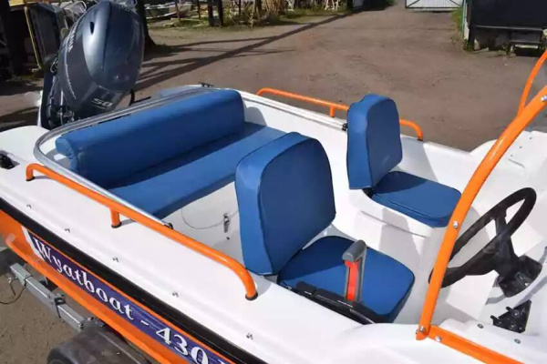 Катер Wyatboat-430DC
