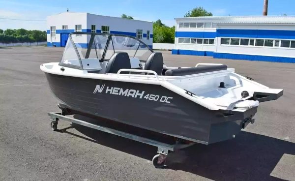 Катер Neman-450 DC New