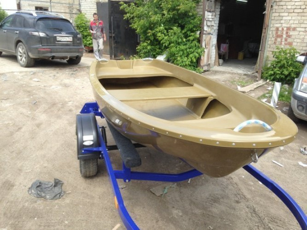 Лодка пластиковая Стелс 350