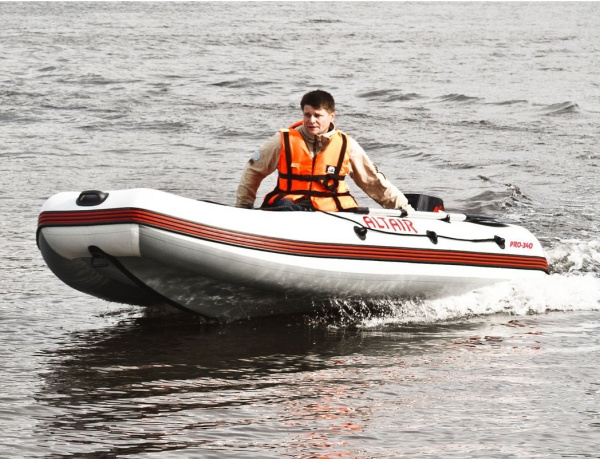Лодка ПВХ ALTAIR PRO ultra-460