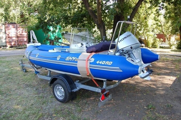 Лодка Риб Skyboat 440RD