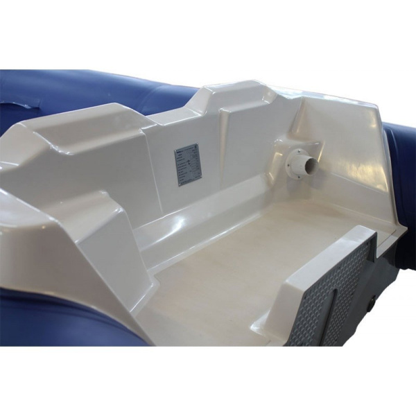 Лодка Риб WinBoat 485R Luxe с консолью
