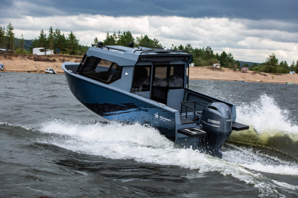 Катер Салют RealCraft 600 Cabin