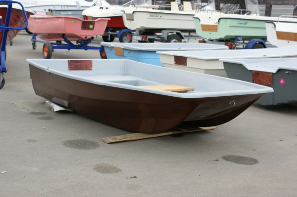Лодка пластиковая Онегокомпозит СЛК-240