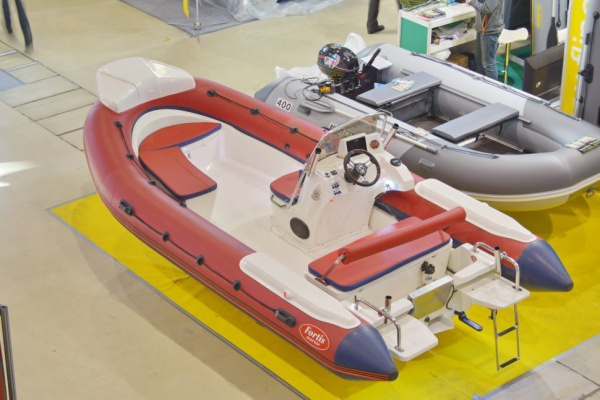 Лодка Риб FLINC 490