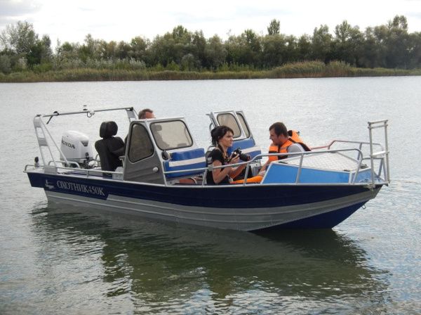 Алюминиевая лодка Охотник 450k, «Охотник» 450k