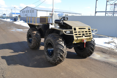 Мотовездеход Тайга 4x4 комплектация БЕЗ ЦЕПЕЙ (Вариатор, ОИ-25, 18л.с.)