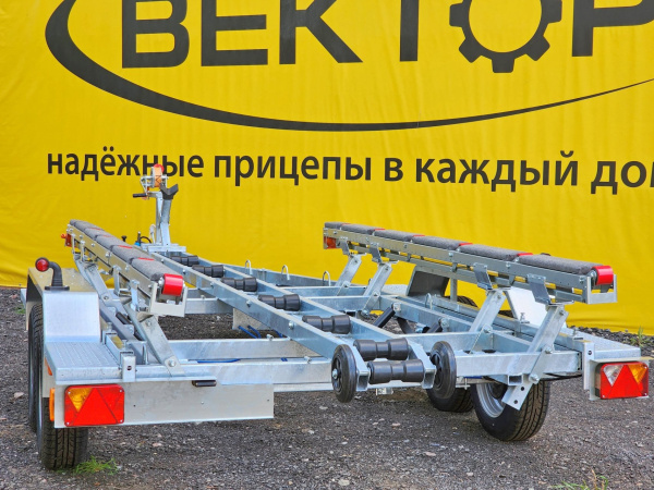 Прицеп ЛАВ 81017 С ЛОЖЕМЕНТОМ УНИВЕРСАЛЬНЫМ (L=3600 ММ)